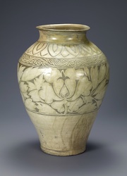 Buncheong jar with peony decoration from early 15th century