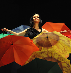 Švede in a Riga production of <em>Maria de Buenos Aires</em>