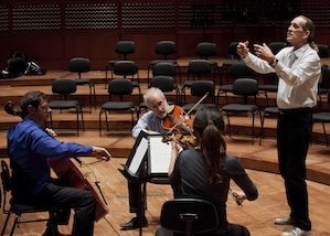 Chamber music workshop led by Robin Sutherland<br>Photo by Stefan Cohen A chamber music workshop being led by Stefan Cohen<br>Photos by Kristen Loken