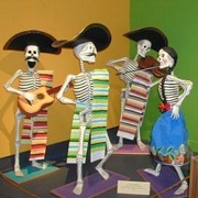 <em>Día
de los Muertos</em> with SFS