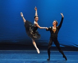 Irina Dvorovenko and Maxim Beloserkovsky, of the Ballet Theatre