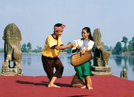 Sar in the traditional Fisherman's Dance