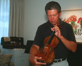 Hands for a masterpiece