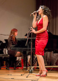 Michelle Jasso (r) and Allison Lovejoy<br>Photo by Tom Foremski Michelle Jasso