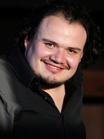 David Lomelí