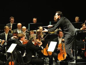 Andris Nelsons stepped in to conduct the Vienna Philharmonic on Sunday. Photo: Peg Skorpinski