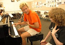 Geoff Nuttall coaching a student