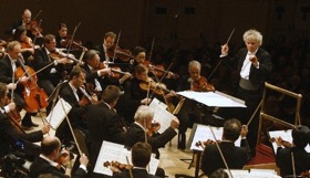 Sir Simon Rattle conducts the Berlin Phil