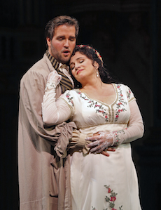 Tosca Act I Brian Jagde (Cavaradossi) and Patricia Racette (Tosca). Photo by Cory Weaver.