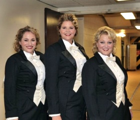 A fetching trio of Merola Program alumnae:<br>Patricia Racette, Susan Graham,<br>and Deborah Voigt<br>Photo by Ken Howard