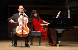 Wu Han and David Finckel in performance Wu Han and David Finckel in performance
