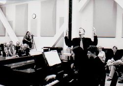 Warren Jones, in action, working with Leesa Dahl at Merola 2001<br/>Photo by Lisa Kohler Warren Jones, in action, working with Leesa Dahl at Merola 2001<br/>Photo by Lisa Kohler