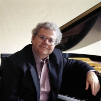 Emanuel Ax:<br/>three commissioned premieres Emanuel Ax