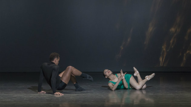 Lahna Vanderbush and Ihosvany Rodriguez in <em>Prism</em> (Photo by Alejandro Gomez)